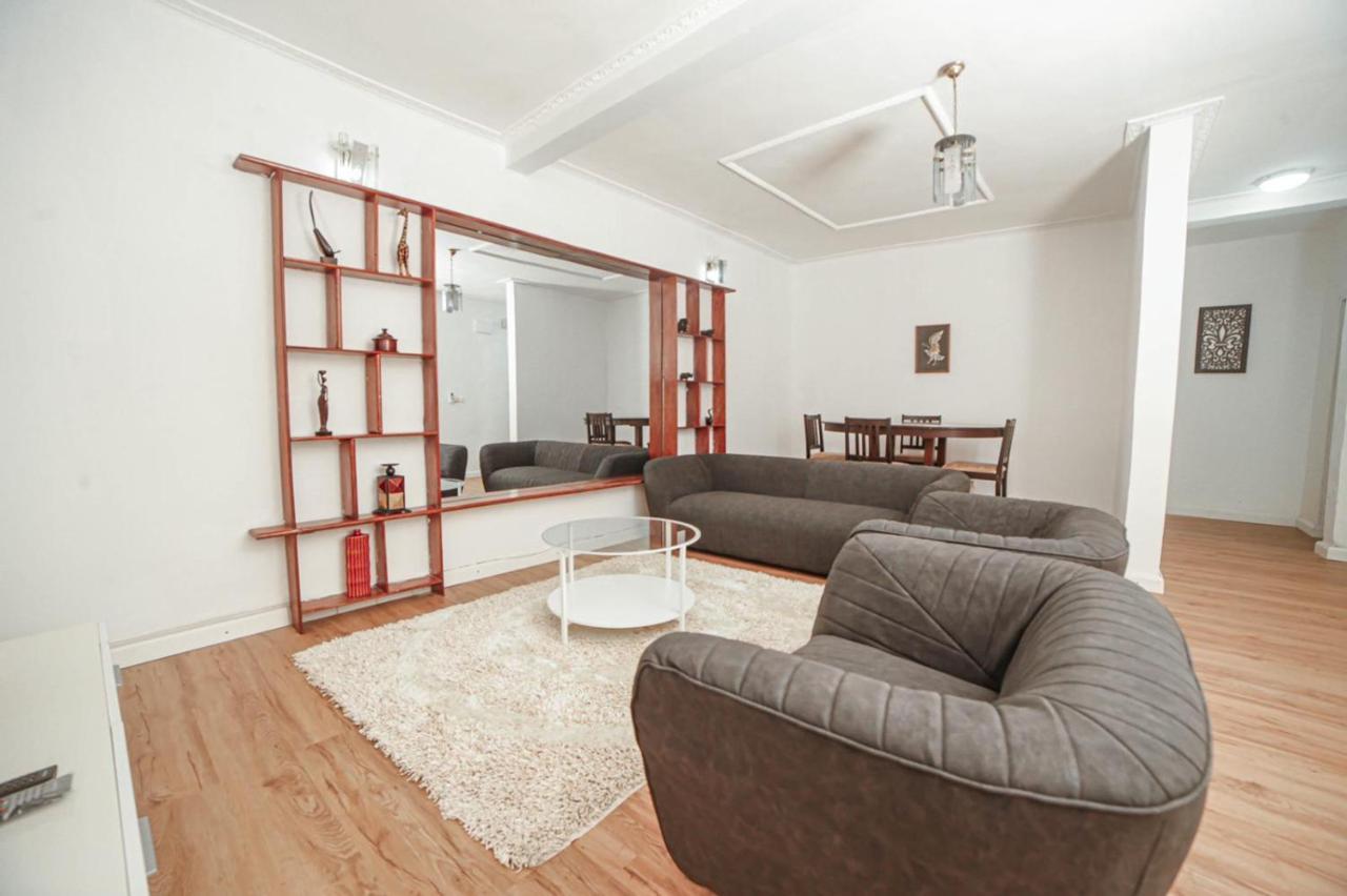 Les Residences De La Providence - Appart Hotel Яунде Экстерьер фото