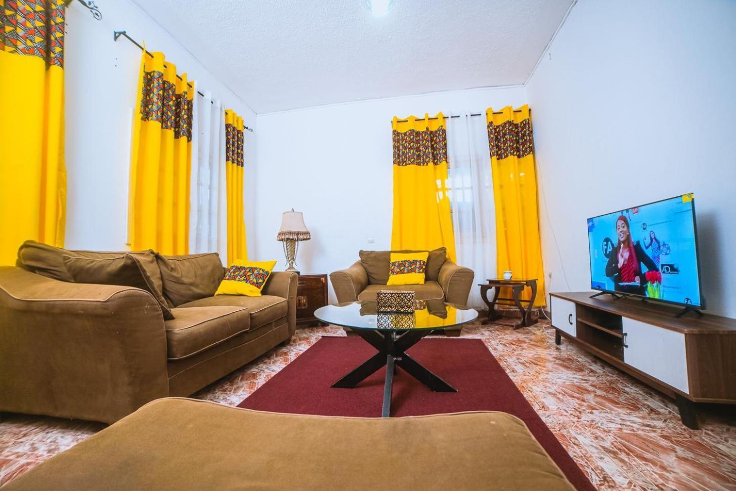 Les Residences De La Providence - Appart Hotel Яунде Экстерьер фото
