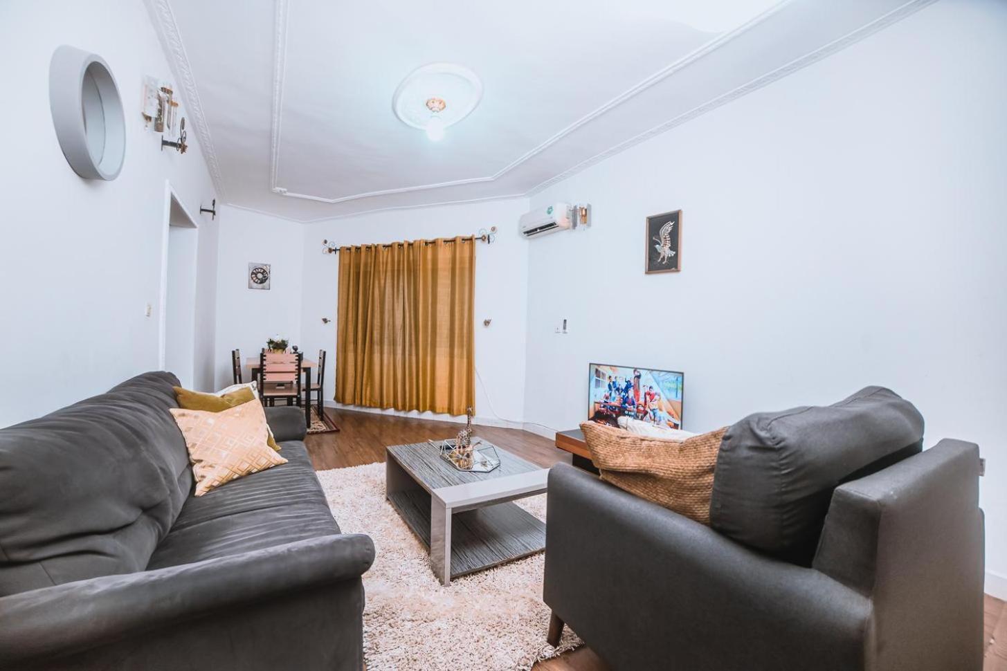 Les Residences De La Providence - Appart Hotel Яунде Экстерьер фото